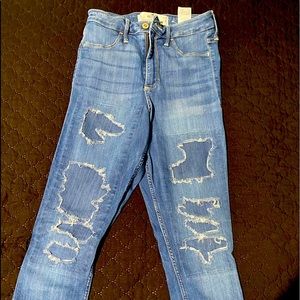 Hollister ripped Jean legging.